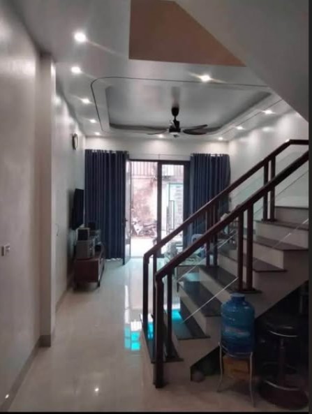  Nhà 3 tầng ngõ Trần Huy Liệu kéo dài (gần Cầu Mai Xá), ô tô đỗ cửa ngày đêm