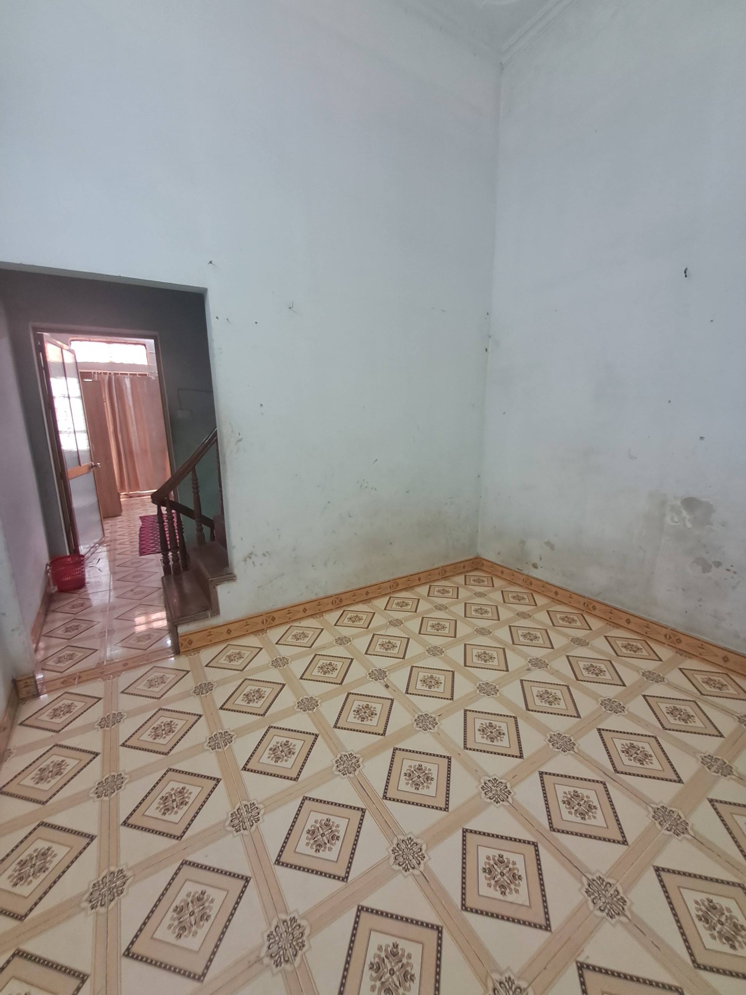 CHO THUÊ NHÀ 3 TẦNG MẶT ĐƯỜNG KÊNH