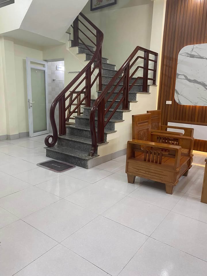  Nhà 2,5T – ngõ Phù Long