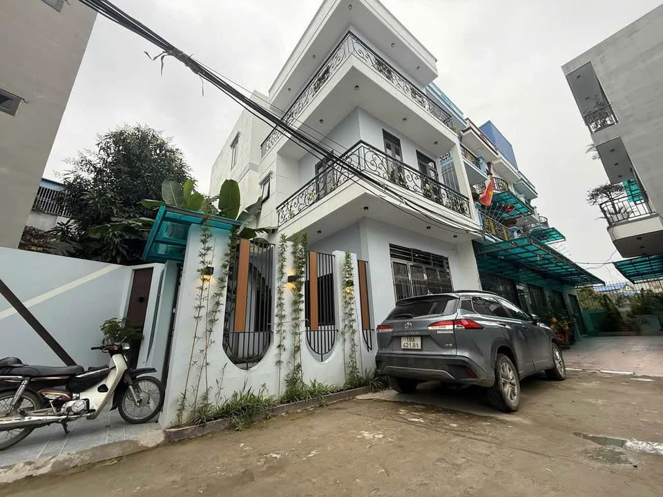 Nhà 3T lô góc – ngõ 131 Tô Hiến Thành