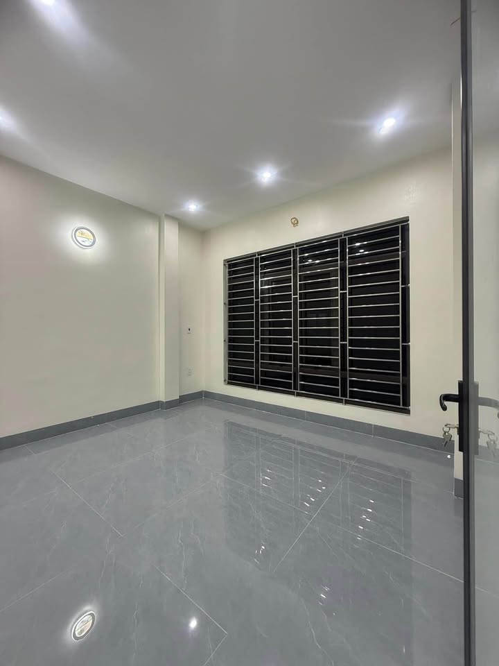  Nhà mới 2T – Giải Phóng thông Điện Biên