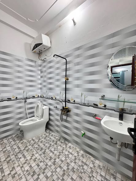 3-STOREY FULLY FURNISHED HOUSE FOR RENT IN TRUONG CHINH ALLEY