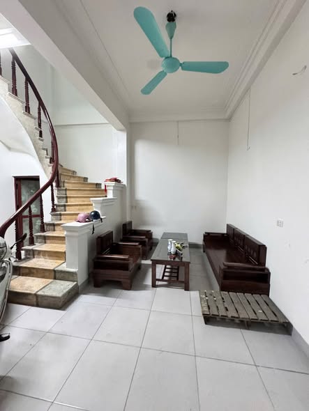 3-STOREY FULLY FURNISHED HOUSE FOR RENT IN TRUONG CHINH ALLEY