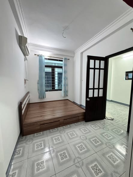 CHO THUÊ NHÀ NGÕ TRƯỜNG CHINH 3 TẦNG FULL NỘI THẤT