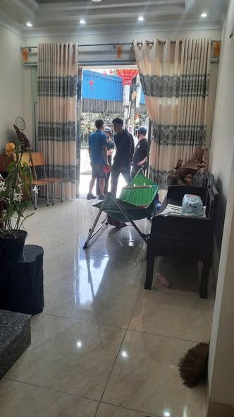 3-STOREY PRIVATE HOUSE FOR RENT IN PHAM NGU LAO ALLEY