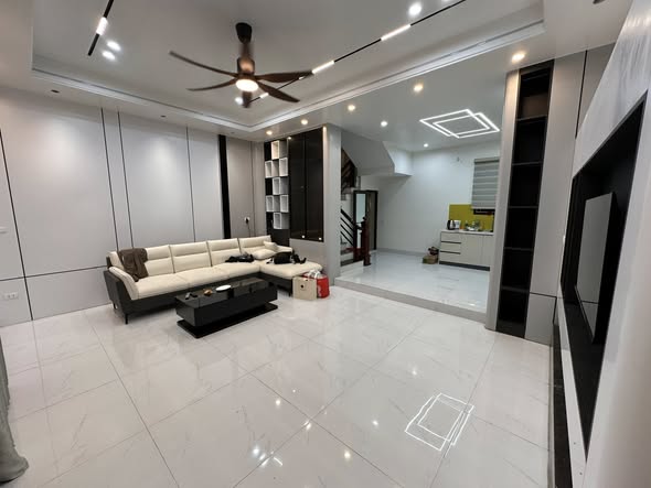 CHO THUÊ NHÀ MỚI 3 TẦNG KHU VỰC ĐƯỜNG KÊNH GẦN HỒ LỘC VƯỢNG