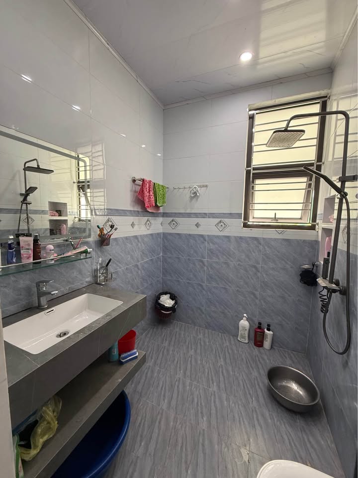  New 3-story house for sale in the center of Truong Chinh Street