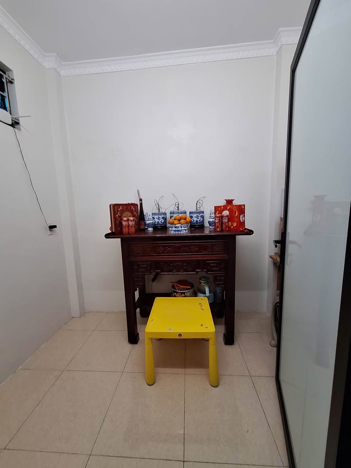  5-storey house on Le Ngoc Han street – Bai Vuot area