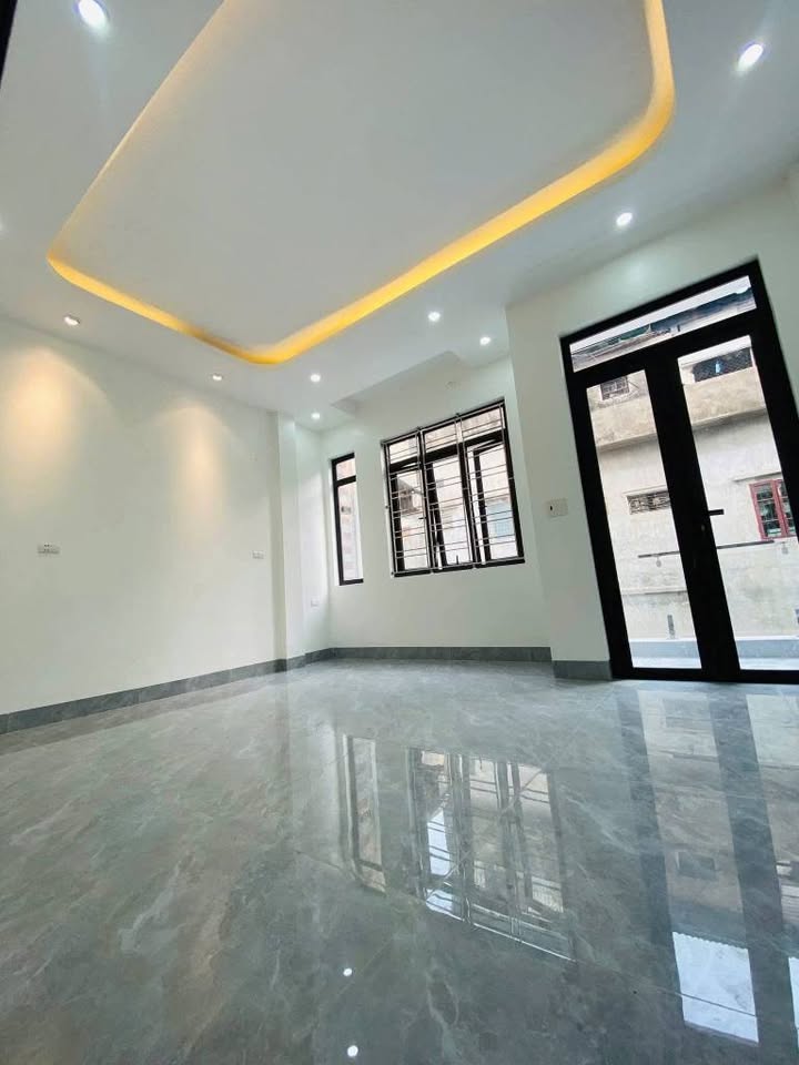 BÁN NHÀ 3 TẦNG – TÔ HIẾN THÀNH