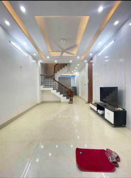 BÁN NHÀ MỚI 3 TẦNG – NGÕ CẦU ĐÔNG