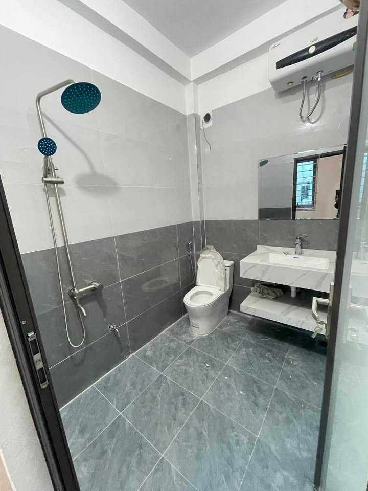 BÁN NHÀ 3 TẦNG – TRẦN HUY LIỆU