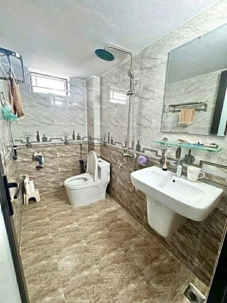 CHO THUÊ NHÀ NGÕ TRẦN THÁI TÔNG – FULL ĐỒ – NGẮN HẠN