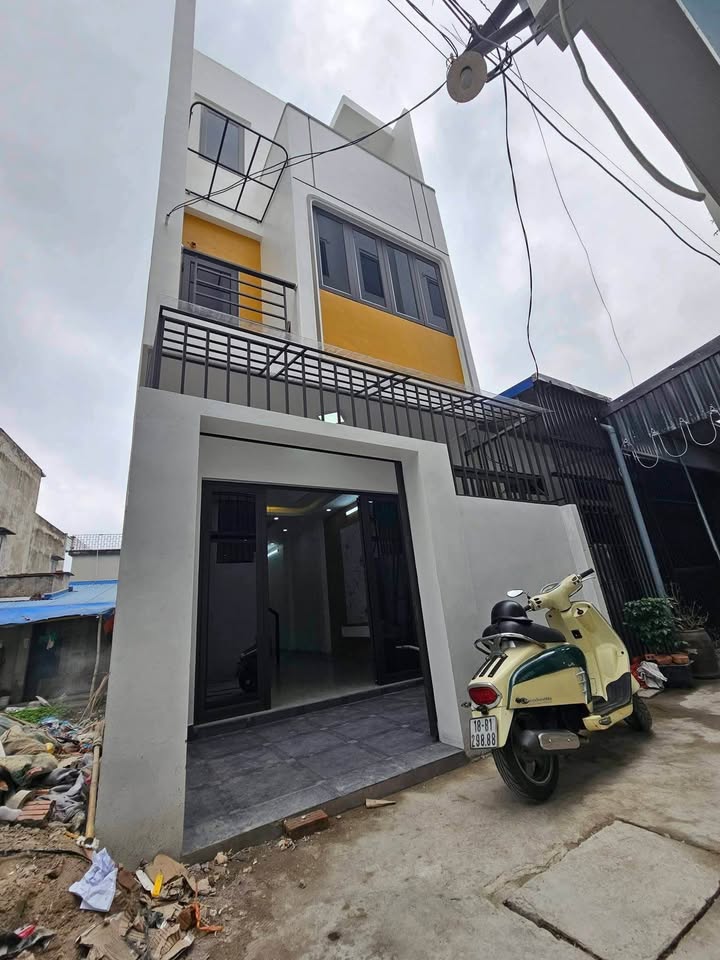  Dưới 2 tỷ – có ngay nhà 3 tầng ở trong phố!
