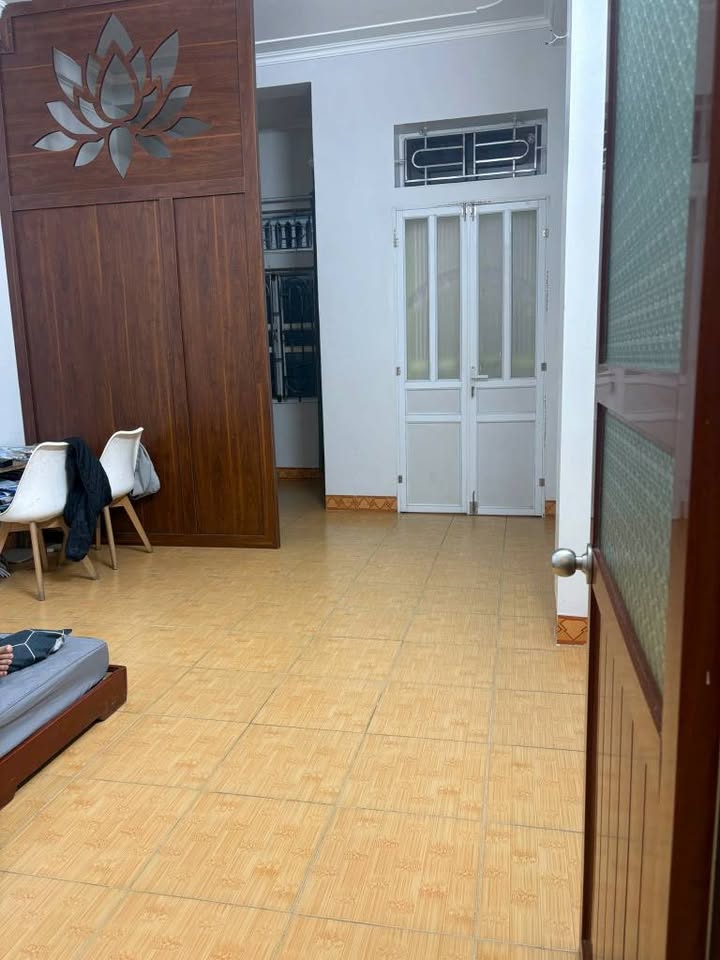 HOUSE FOR RENT ON TRAN BICH SAN STREET