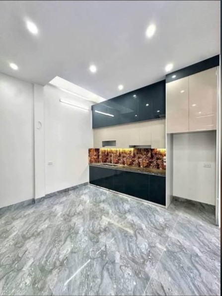 NHÀ 3 TẦNG XÂY MỚI ĐƯỜNG THÁI BÌNH GIÁ TỐT