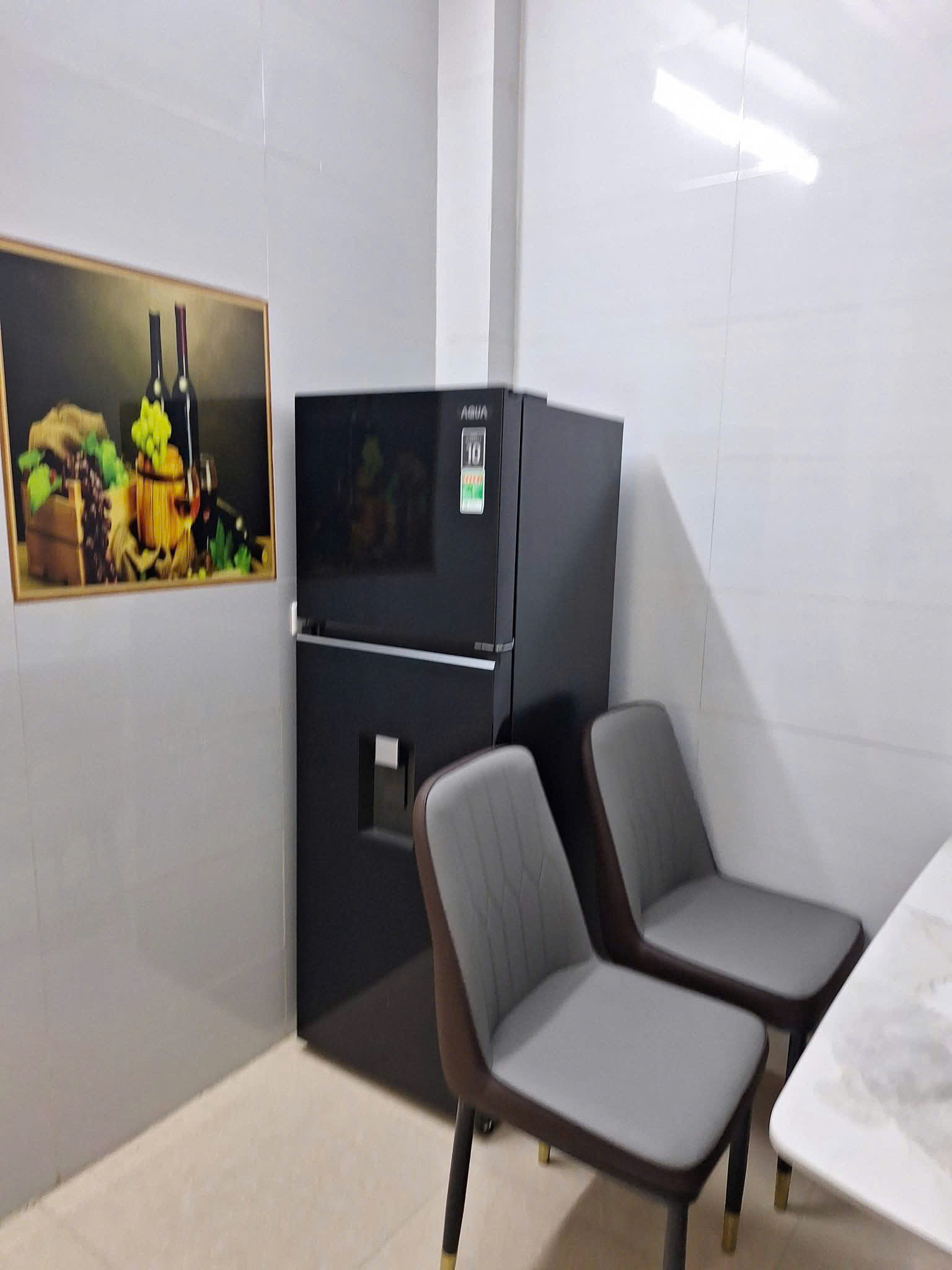 CHO THUÊ NHÀ 3 TẦNG SẠCH ĐẸP MẶT ĐƯỜNG KÊNH