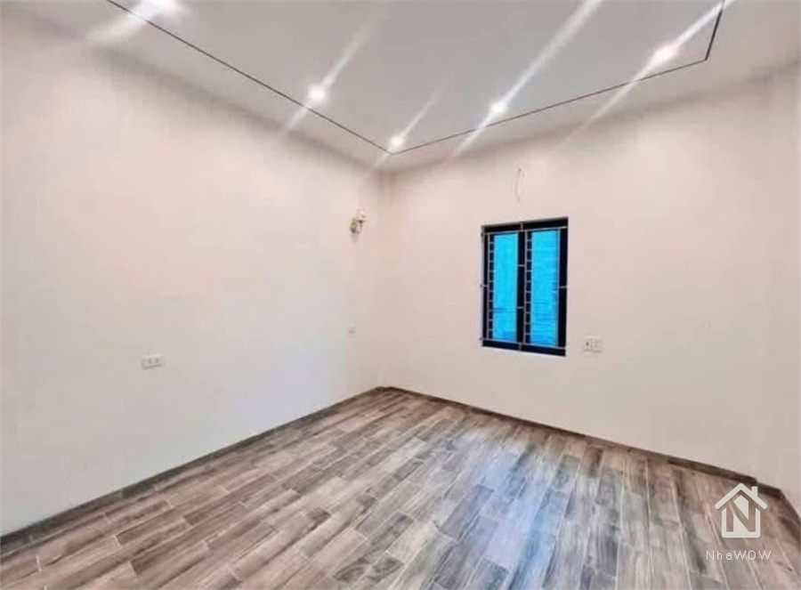 NHÀ 3 TẦNG PHÙ LONG – Ô TÔ VÀO CỬA – NGÕ THÔNG