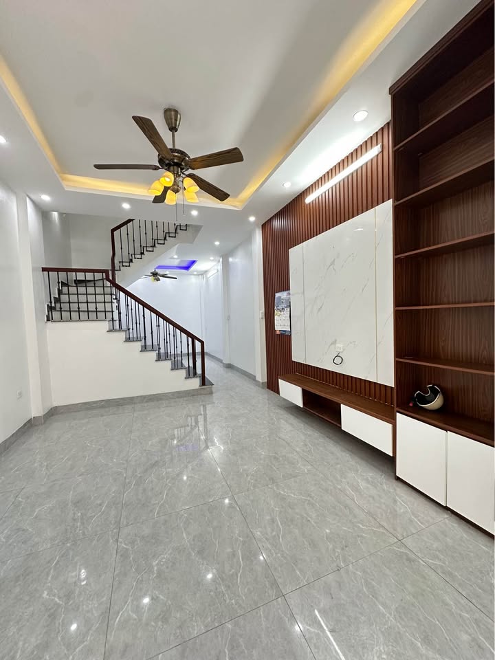 NHÀ ĐẸP CHÍNH CHỦ – TÔ HIẾN THÀNH 