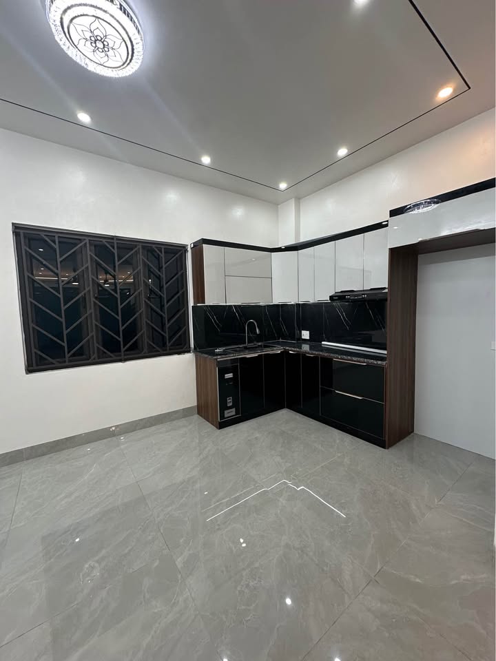  NHÀ 29/194 TÔ HIẾN THÀNH – ĐÃ SỬA ĐẸP 
