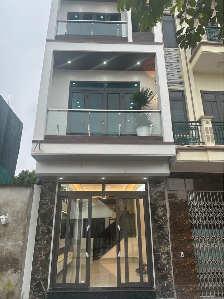  BEAUTIFUL HOUSE FOR SALE – TO HIEN THANH 