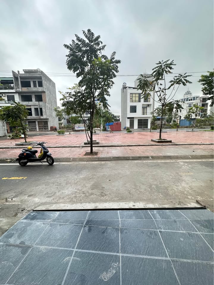  NHÀ 29/194 TÔ HIẾN THÀNH – ĐÃ SỬA ĐẸP 