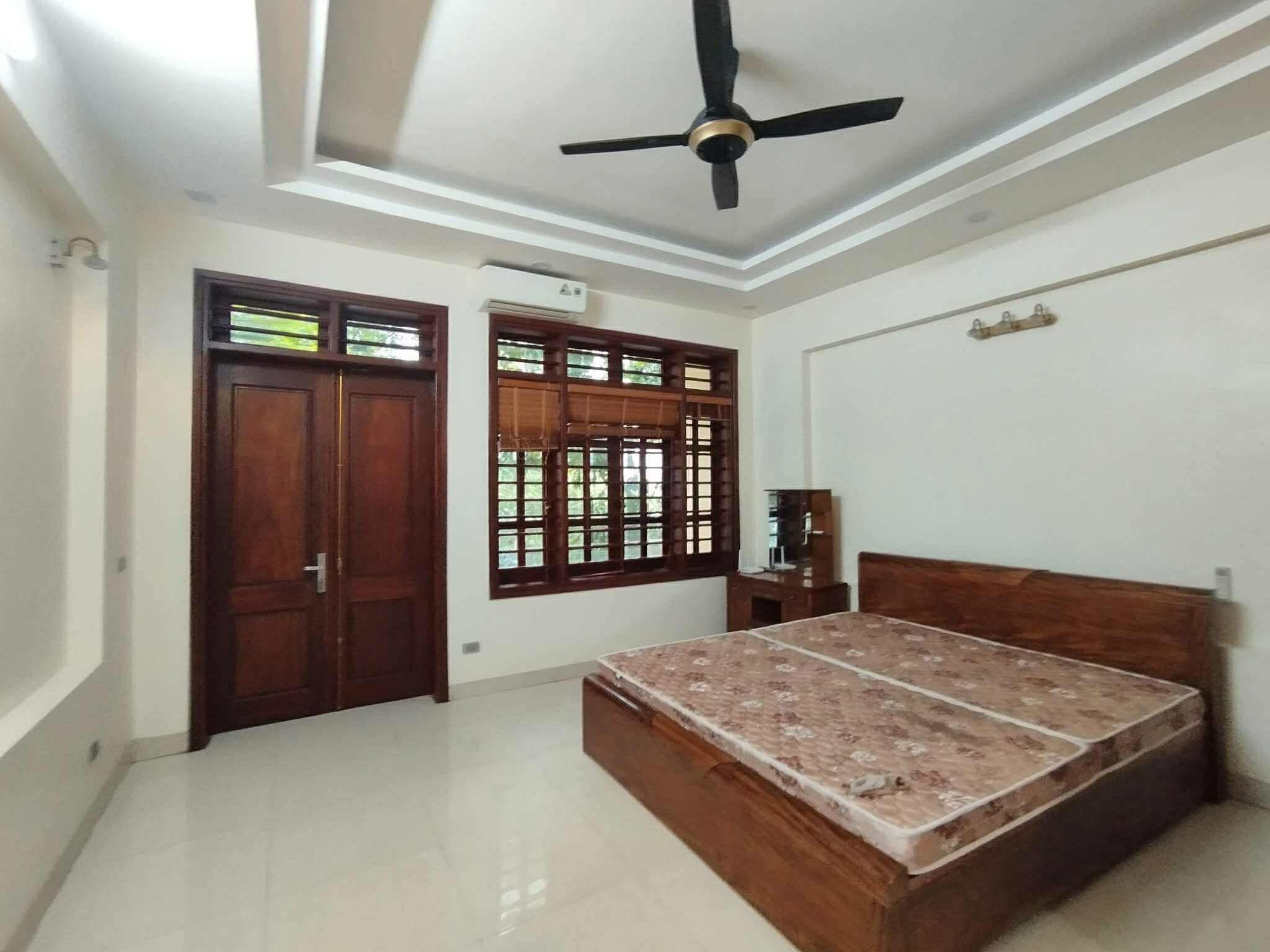  CHO THUÊ NHÀ 5 TẦNG THANG MÁY – MẶT ĐƯỜNG DỆT – ĐẲNG CẤP 