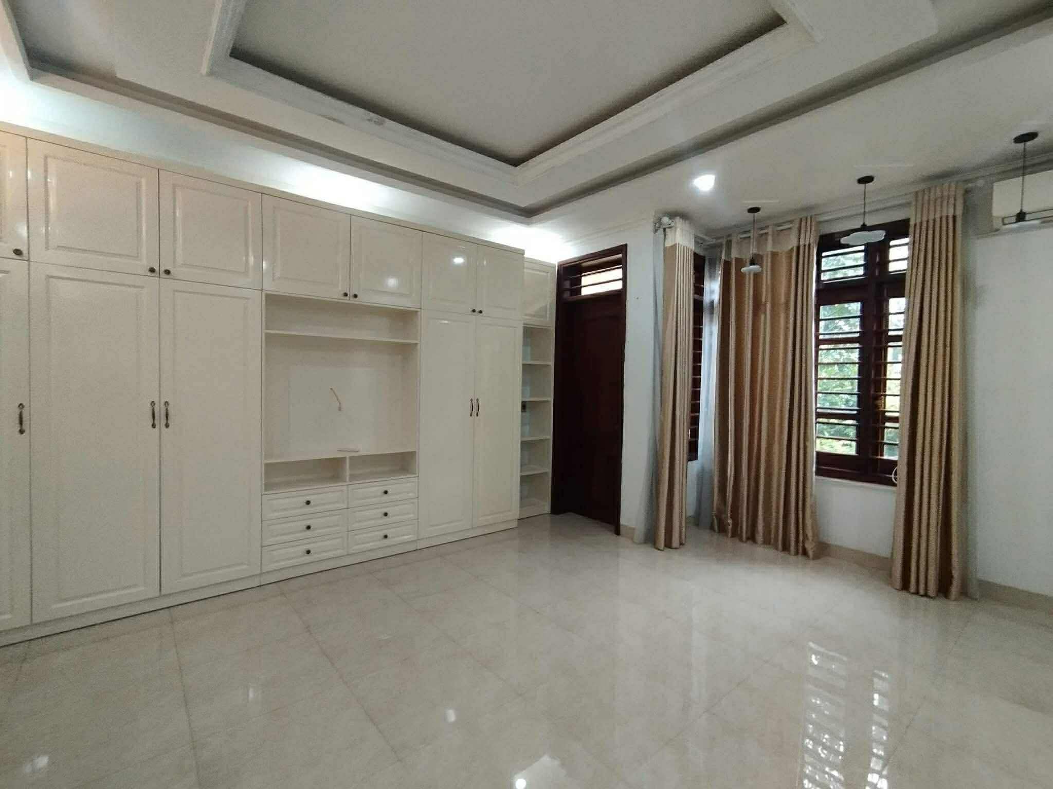 CHO THUÊ NHÀ 5 TẦNG THANG MÁY – MẶT ĐƯỜNG DỆT – ĐẲNG CẤP 