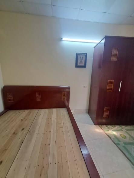  CHO THUÊ NHÀ NGUYÊN CĂN – NGÕ TRẦN HƯNG ĐẠO – Ô TÔ VÀO NHÀ 